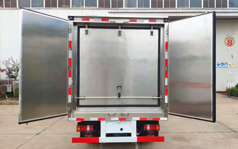 國六東風多利卡醫療廢物轉運車圖片3